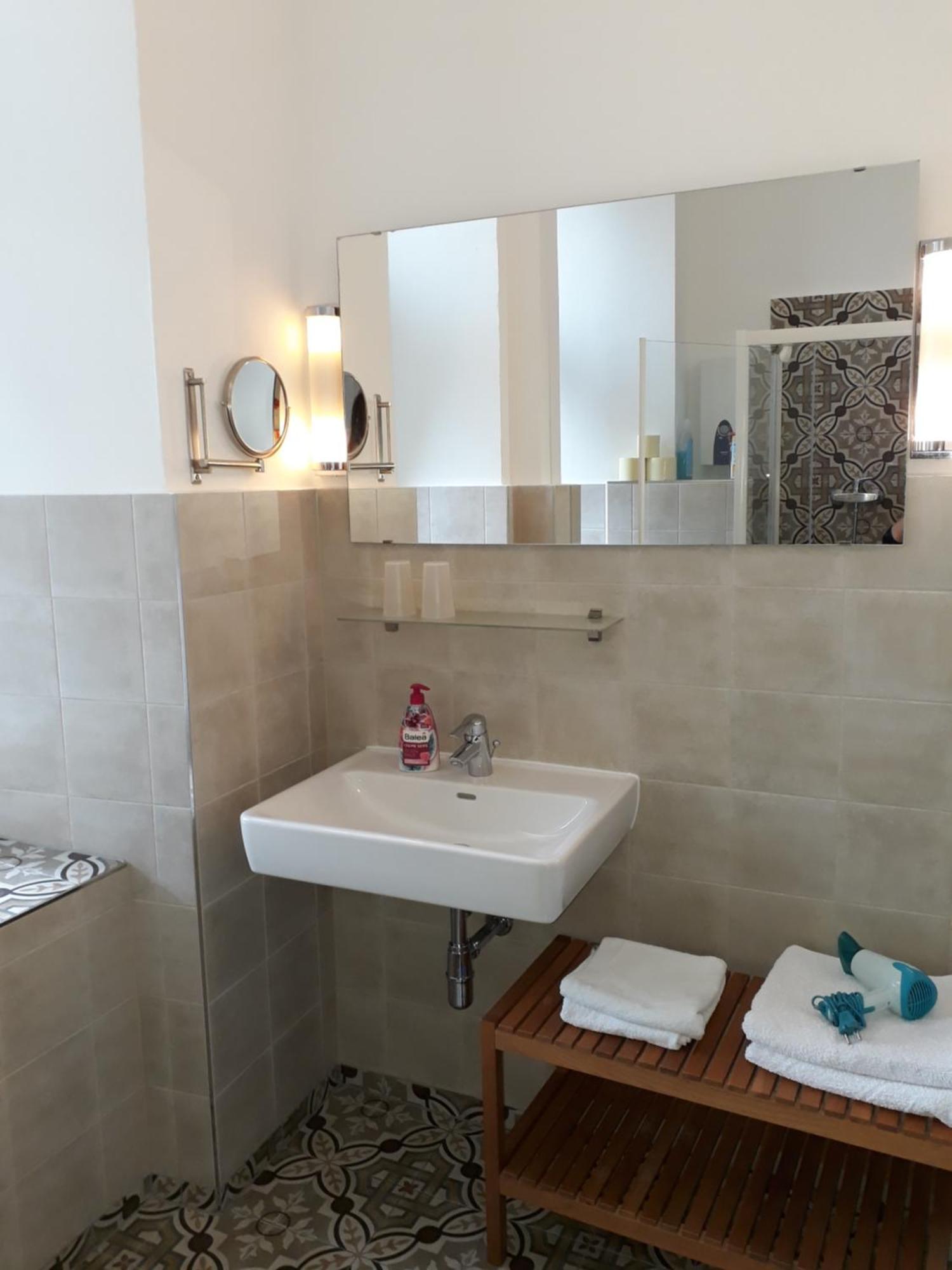 Kristall Doppelzimmer Direkt Im Zentrum, Balkon Bad Ischl Kültér fotó