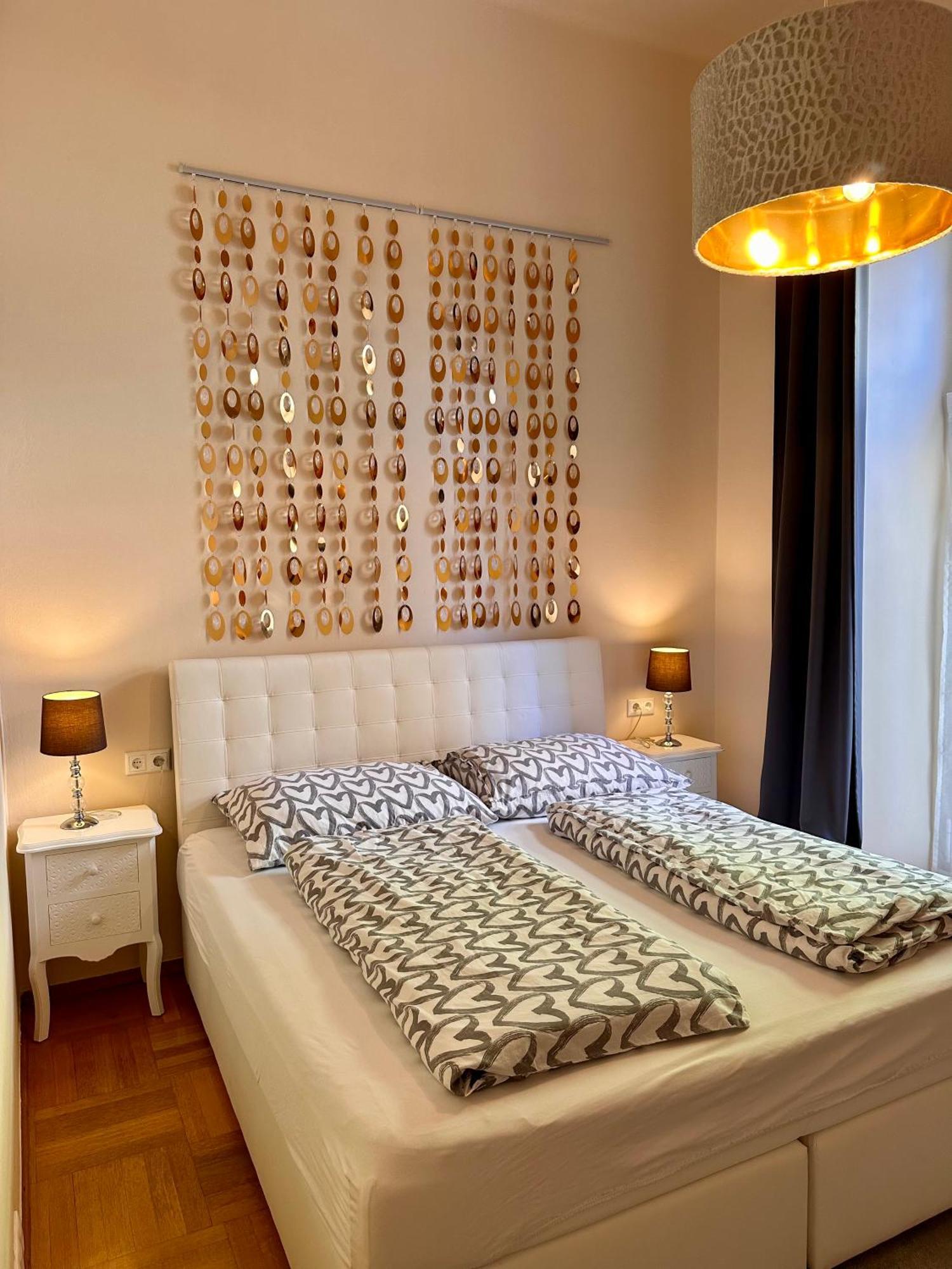 Kristall Doppelzimmer Direkt Im Zentrum, Balkon Bad Ischl Kültér fotó